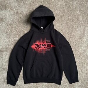 "TREMORS" SILVERWOOD PULLOVER HOODIE
